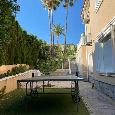 فيلة Benjamina Avec Piscine Climatisee