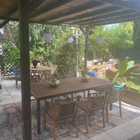 Benjamina Avec Piscine Climatisee * ألتيا